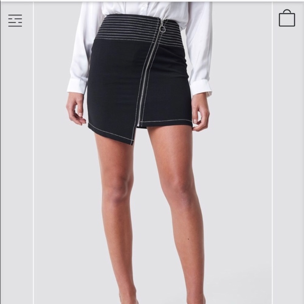 Contrast Seam Front Zipper Skirt - Picture 2 of 4